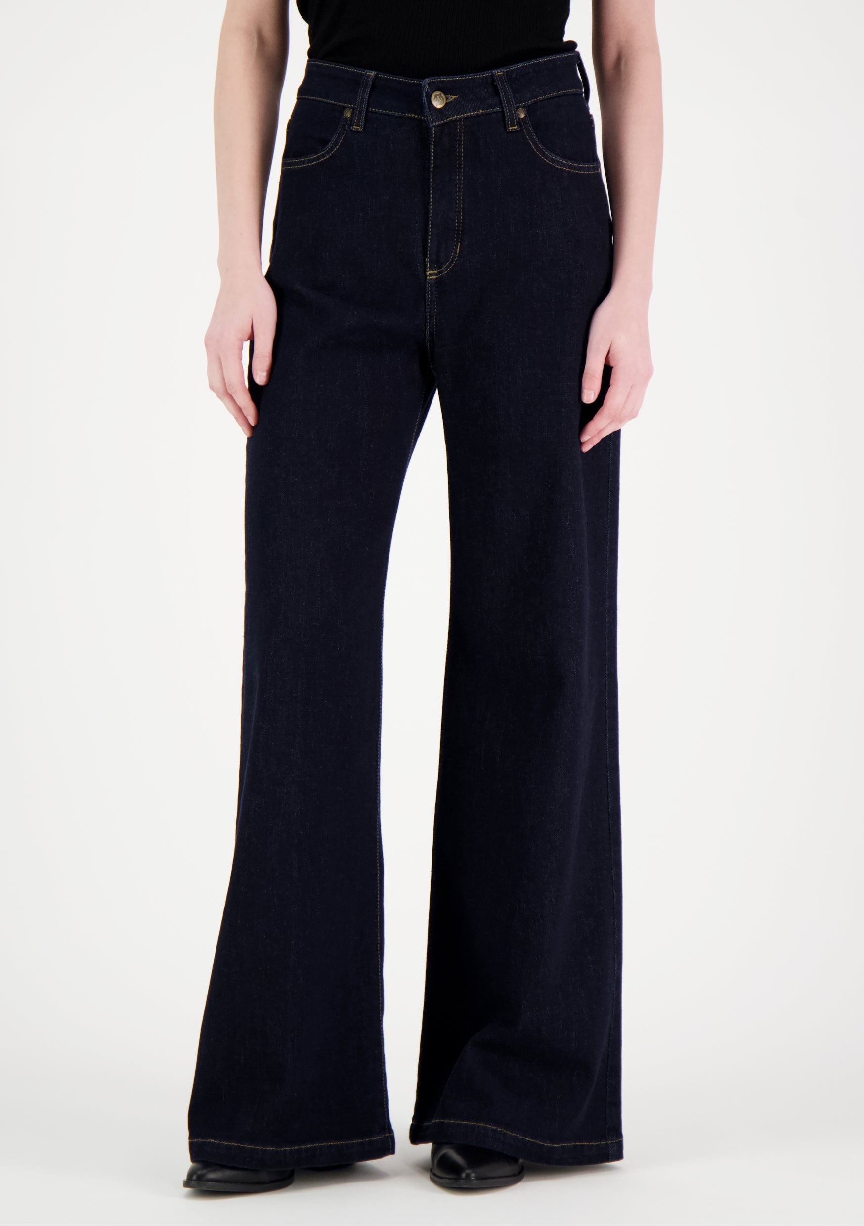 EVA 7141 Regular fit