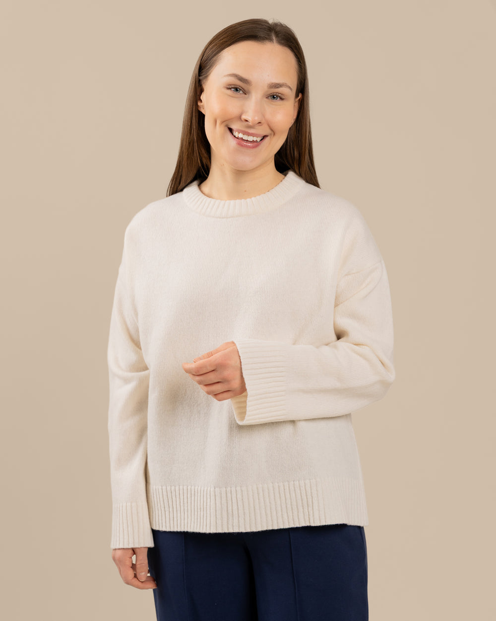 HILE neule, Valkoinen