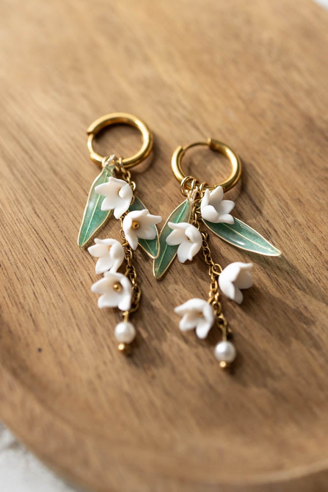 Lily of the Valley korvakorut kulta