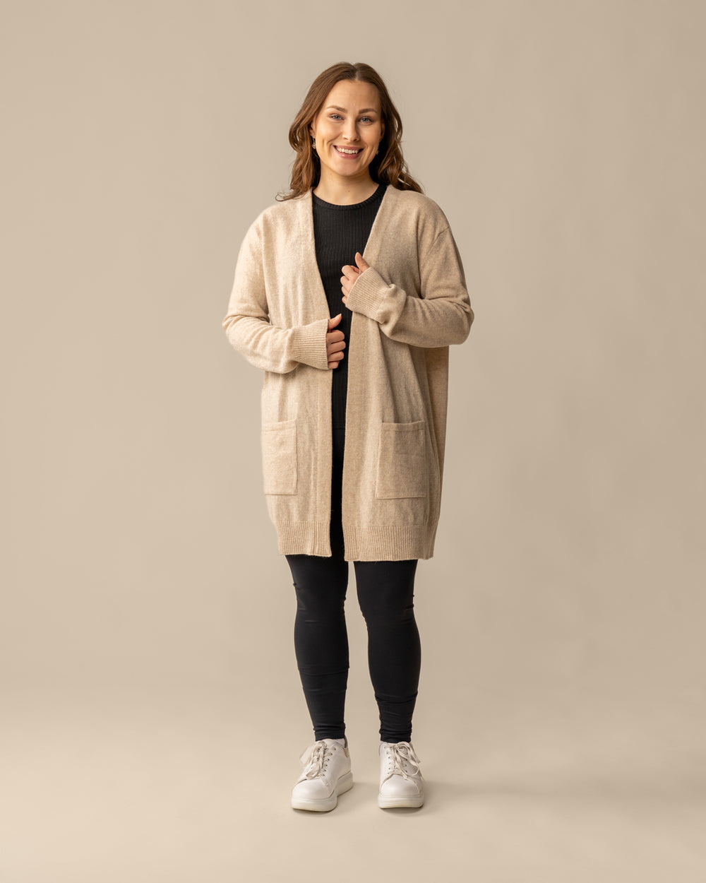 Tyyni neuletakki, beige