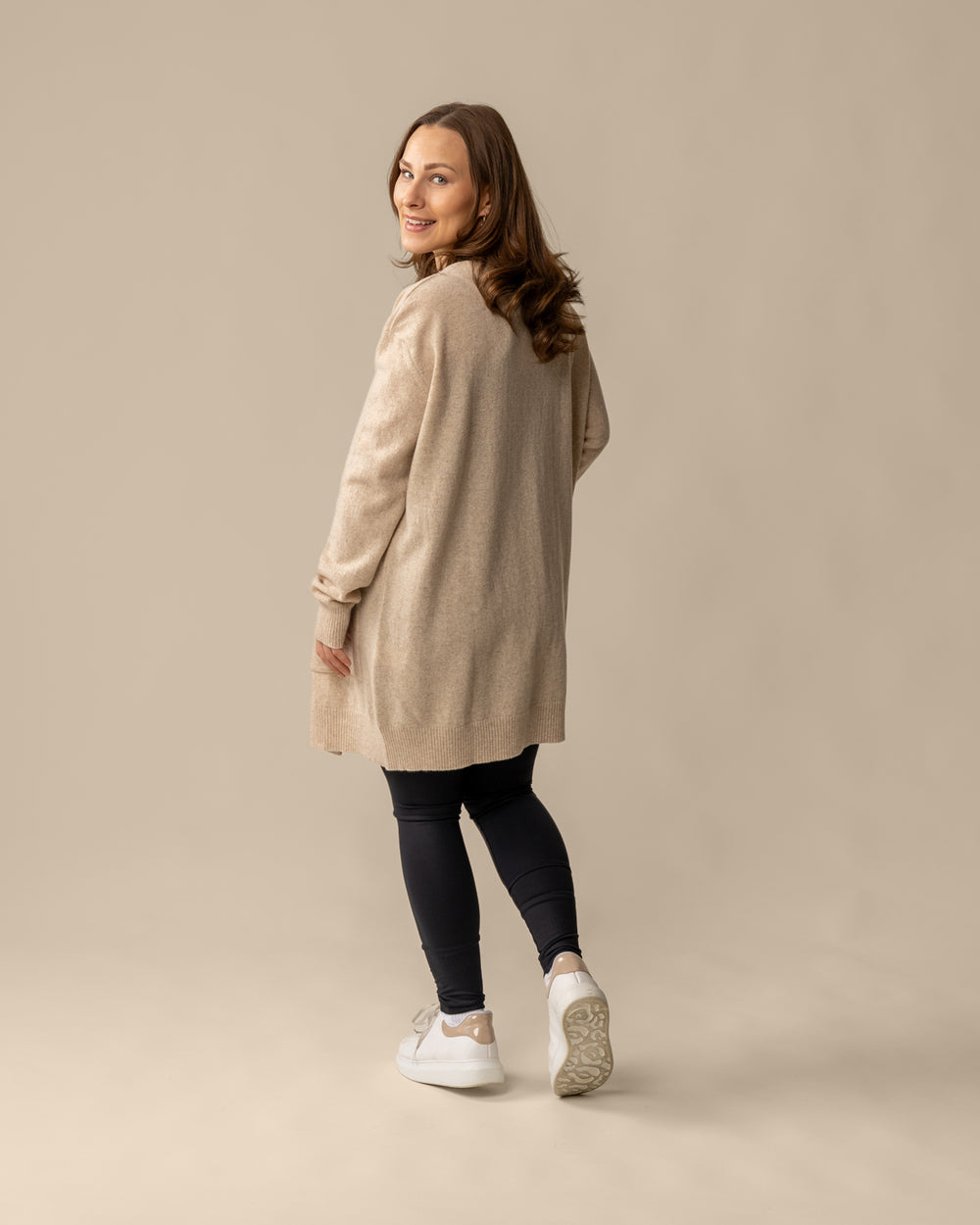 Tyyni neuletakki, beige