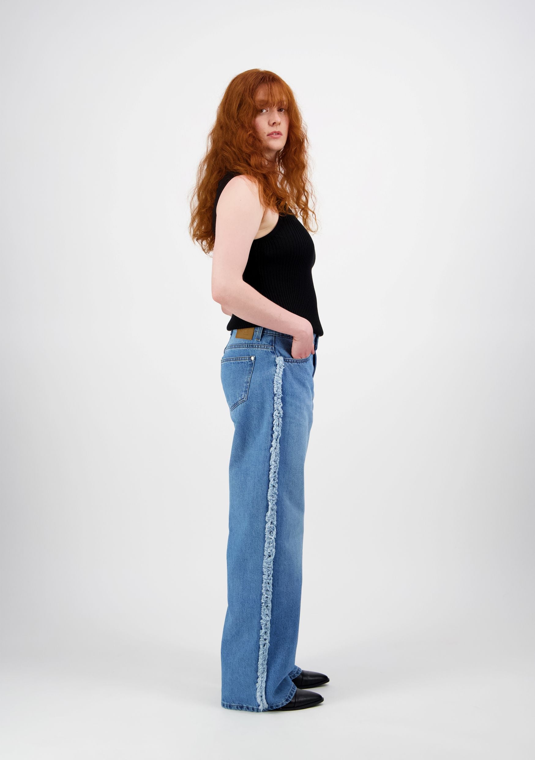 NICOLET 2082 Relaxed Fit