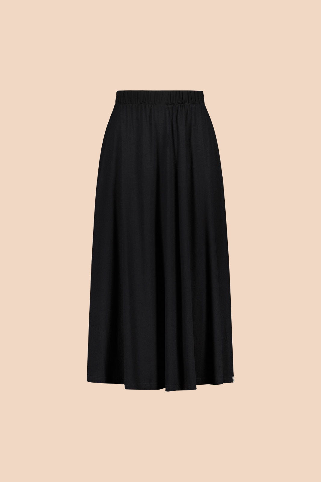 Soft Midi Hame, Musta