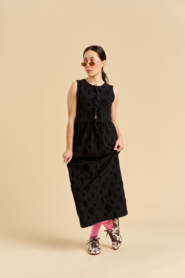 AMBROSIA Mekko, Charms