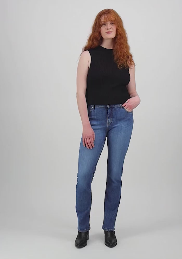 EMILY 2233 Straight fit High rise