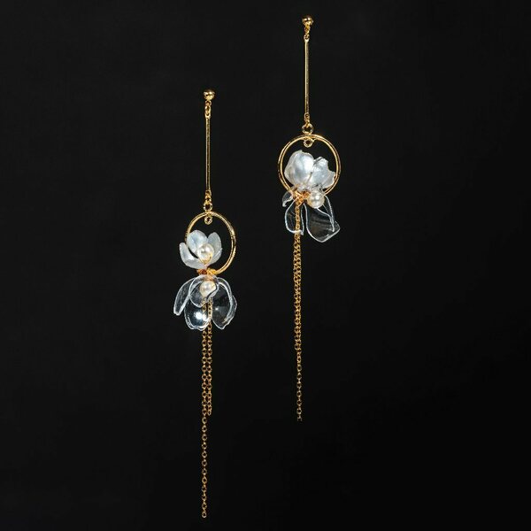 Upcycle with Jing Clear & white Long Drop Flower Earrings