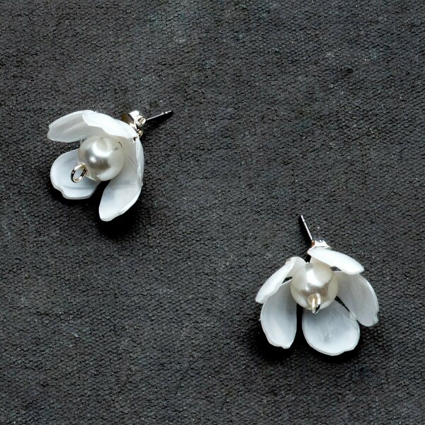 Upcycle with Jing Small Flower Stud Earrings, White