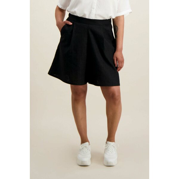 Linen Shorts, Black
